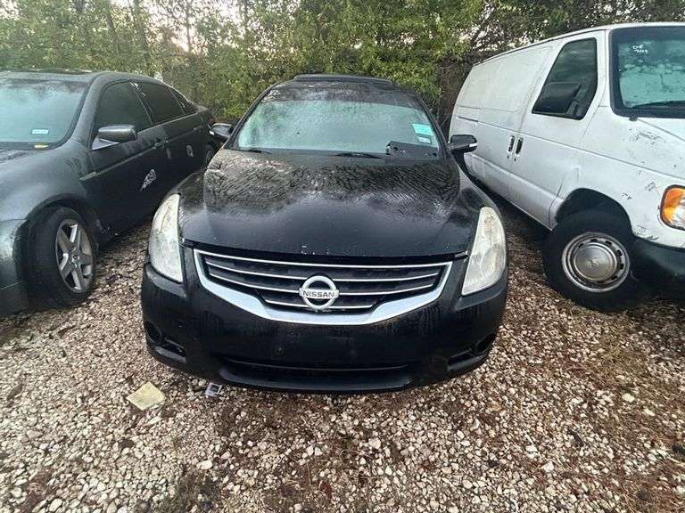 2011 NISSAN  ALTIMA