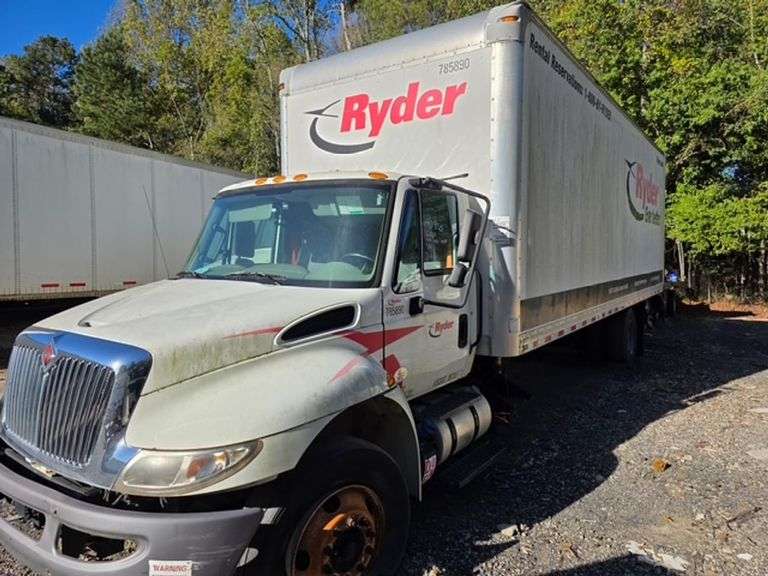 2018 INTERNATIONAL  MA025