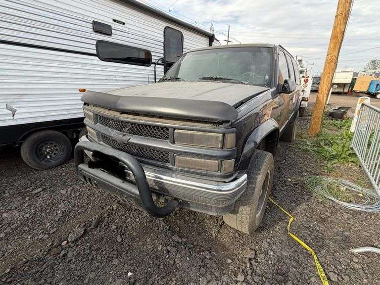 1994 CHEVROLET SUBURBAN