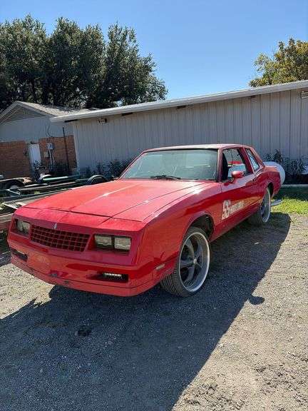 1985 CHEVROLET MONTE CARLO