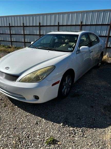 Title - 2005 LEXUS  ES