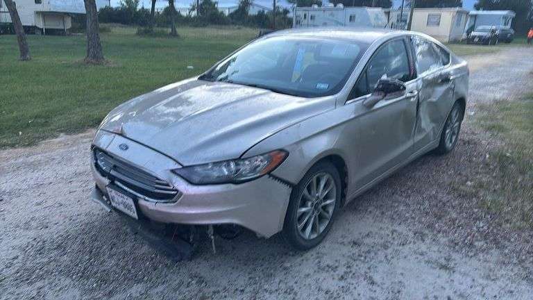 2017 FORD  FUSION