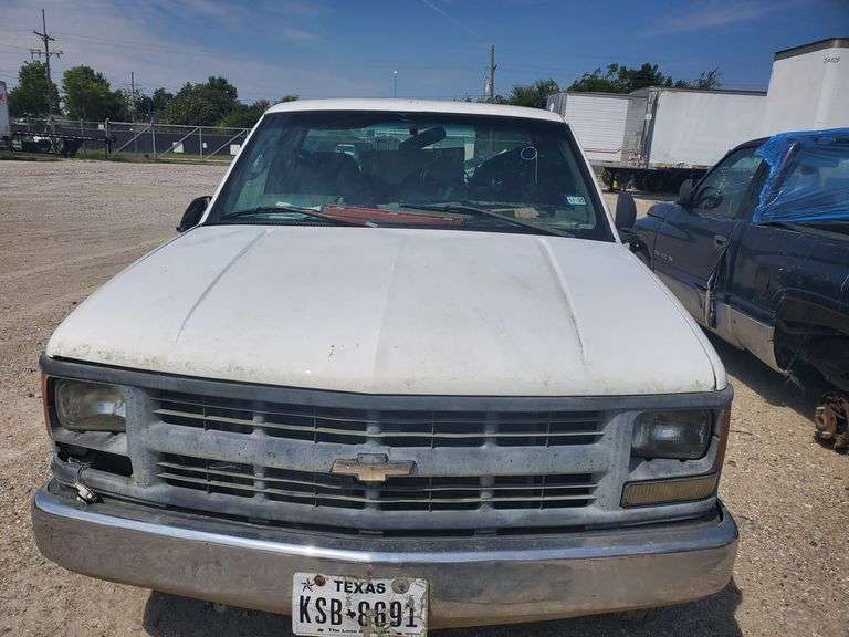 1999 CHEVROLET  GMT-400