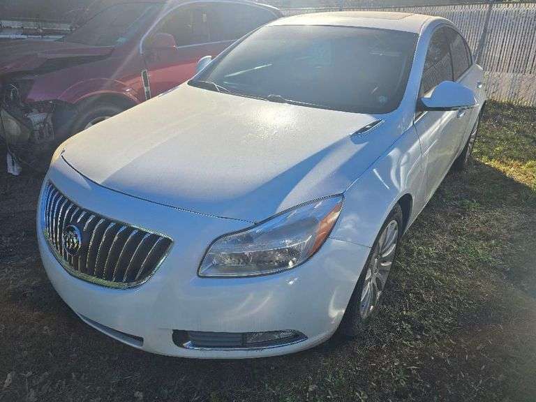 2012 BUICK REGAL
