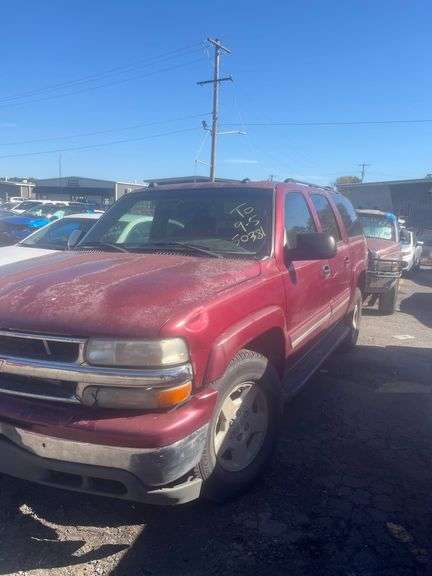 2004 CHEVROLET  SUBURBAN