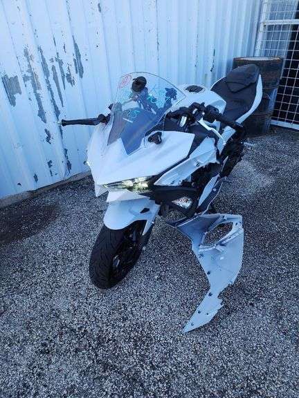 TITLE**2025 KAWASAKI NINJA 500