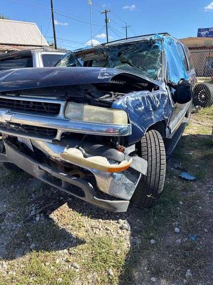 2002 CHEVROLET SUBURBAN
