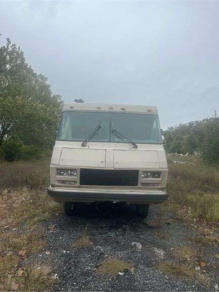 1984 FLEETWOOD  FLEETWOOD