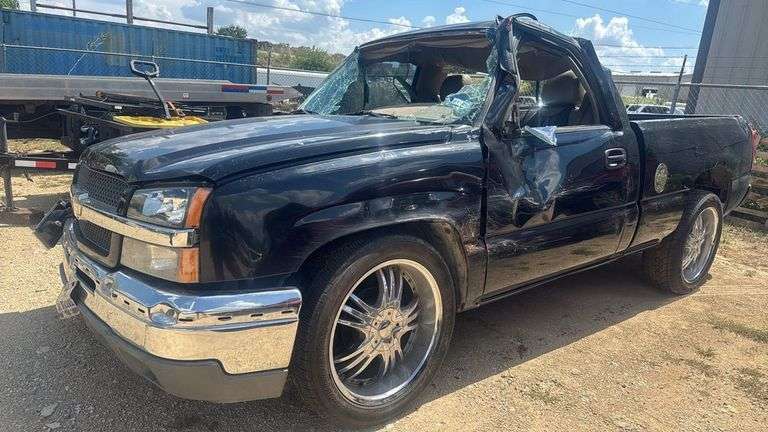 2003 CHEVROLET  SILVERADO