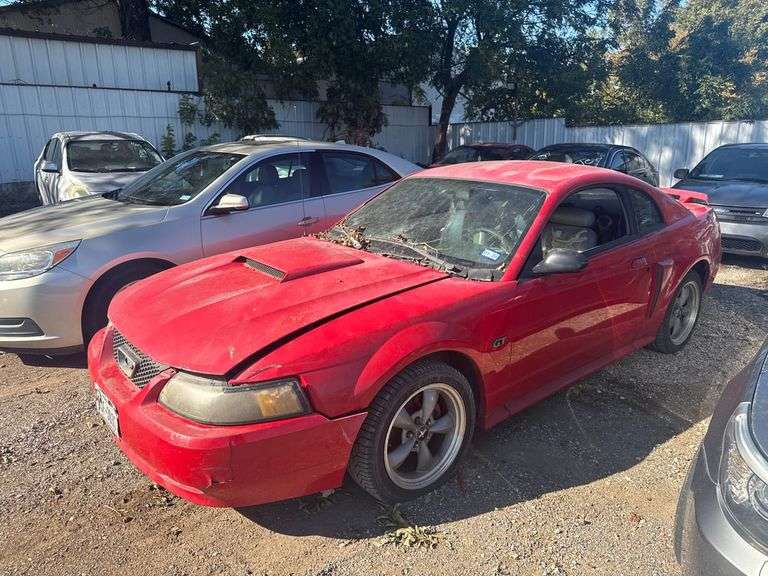 2002 FORD  MUSTANG