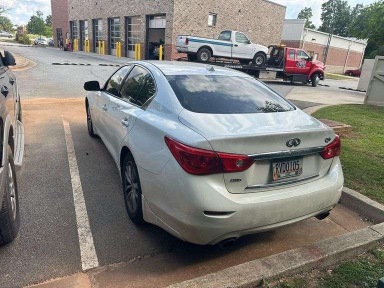 2017 INFINITI  Q50