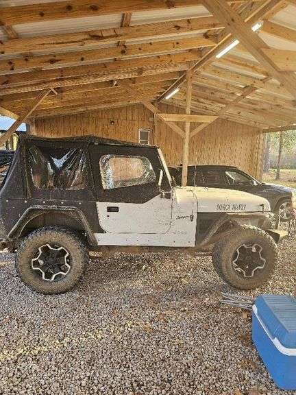CLEAN TITLE -1994 JEEP  WRANGLER