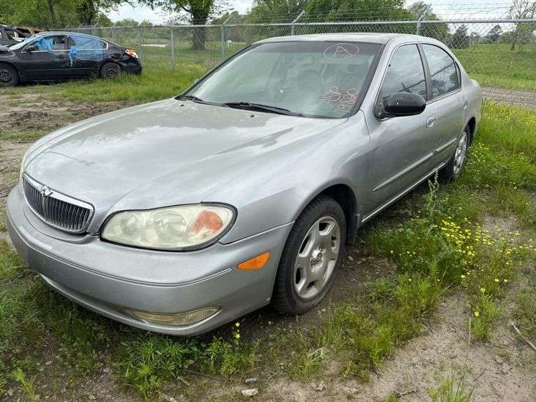 2000 INFINITI I30 Peak Auto Auctions