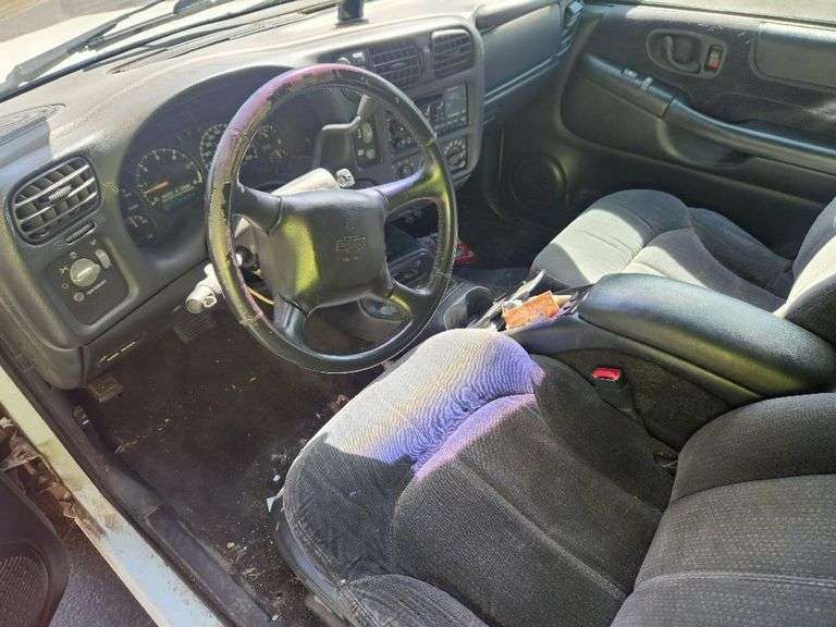 2001 CHEVROLET  BLAZER
