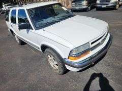 2001 CHEVROLET  BLAZER