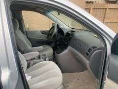 2006 KIA  SEDONA