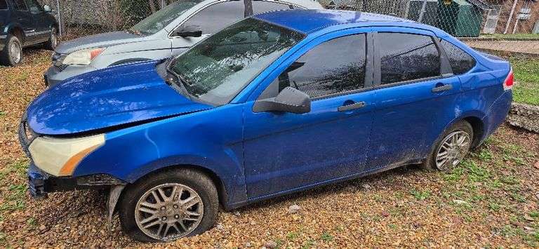 2010 FORD  FOCUS
