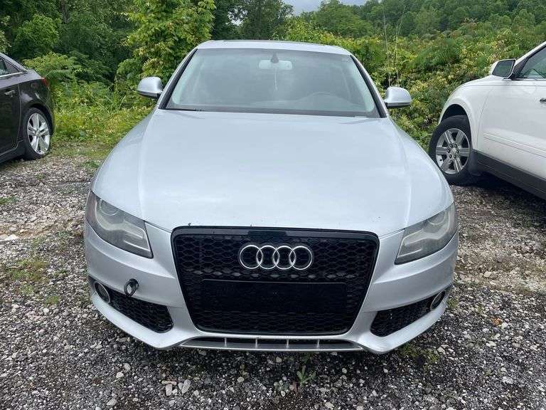 2009 AUDI  A4
