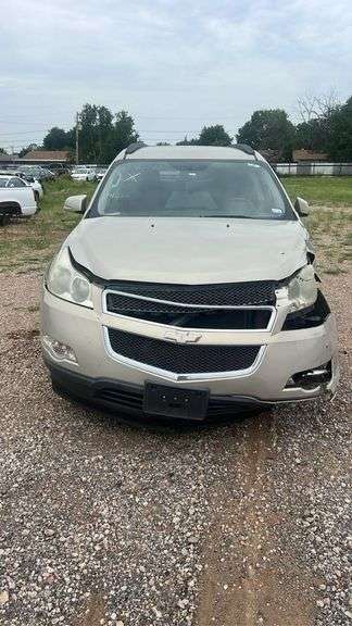 2011 CHEVROLET  TRAVERSE