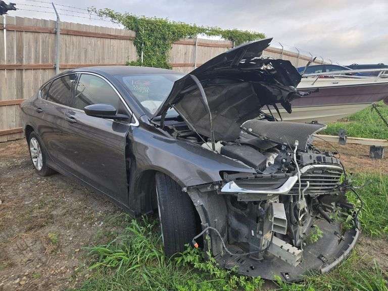 2016 CHRYSLER  200