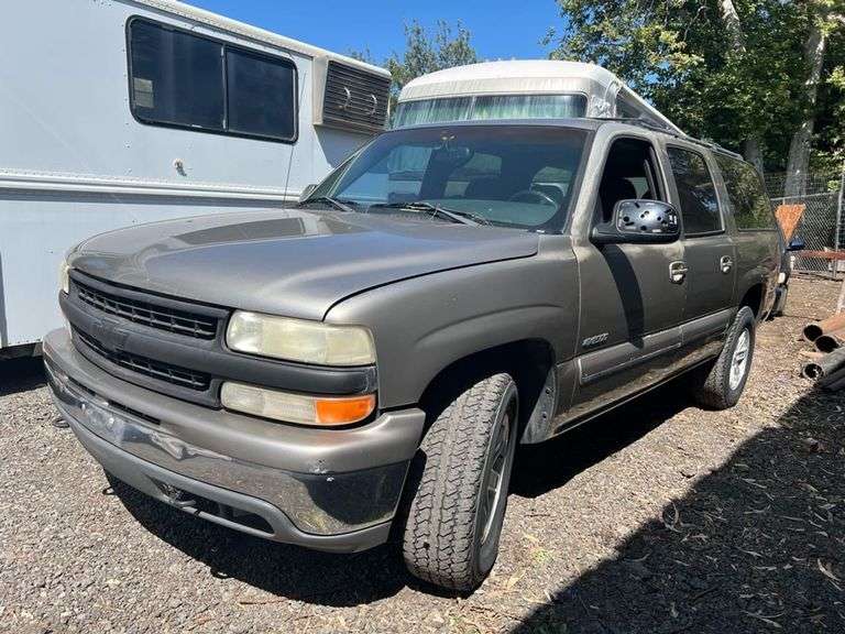 2001 CHEVROLET  SUBURBAN