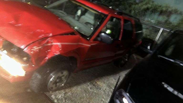 TITLE-2003 CHEVROLET  BLAZER