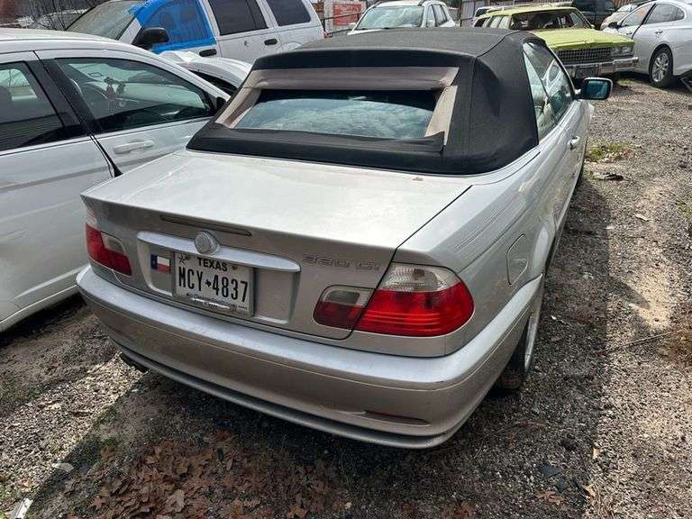 2002 BMW  330CI