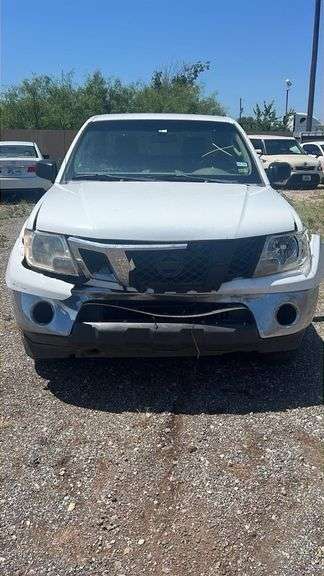 2009 NISSAN  FRONTIER