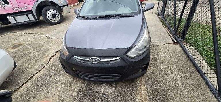 2016 HYUNDAI  ACCENT