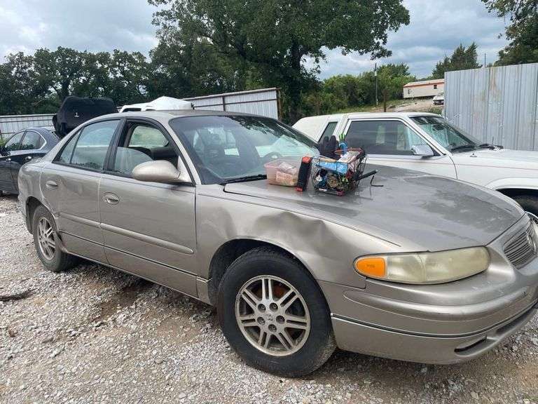 2002 BUICK  REGAL