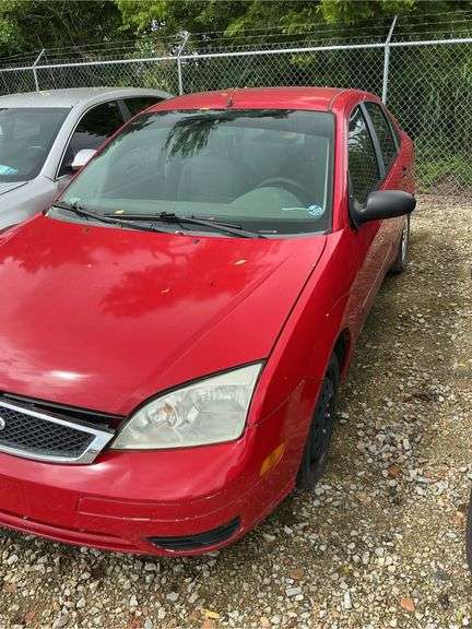 2005 FORD  FOCUS