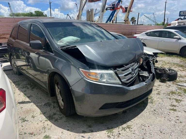 2011 HONDA  ODYSSEY