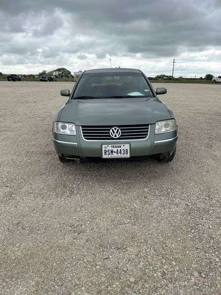 2004 VOLKSWAGEN PASSAT