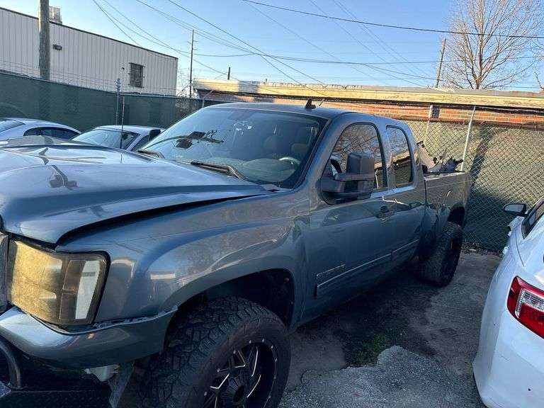 2010 GMC  SIERRA