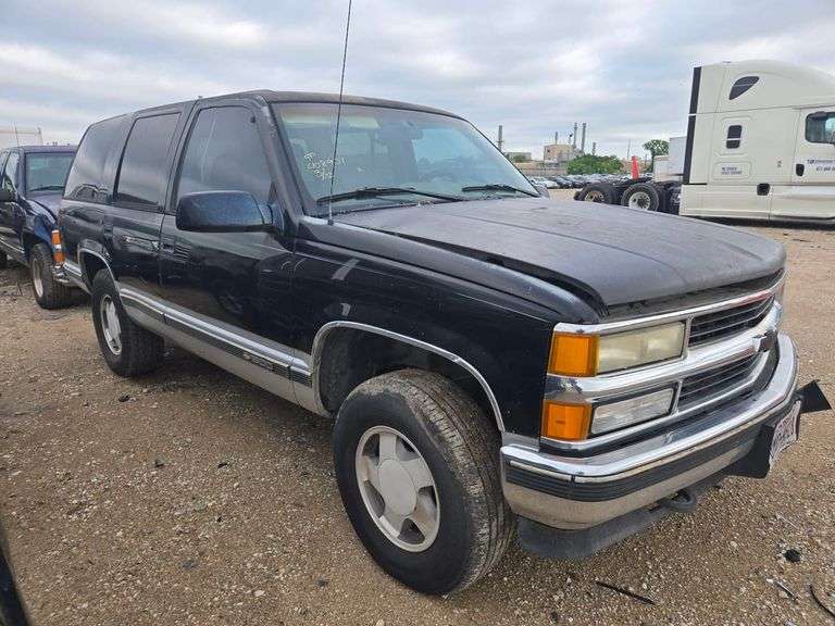 1996 CHEVROLET  TAHOE