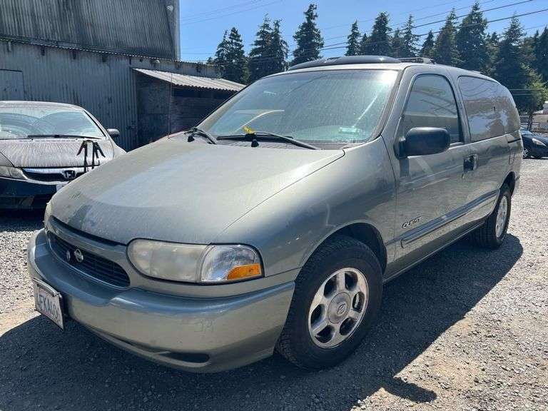 1999 NISSAN  QUEST