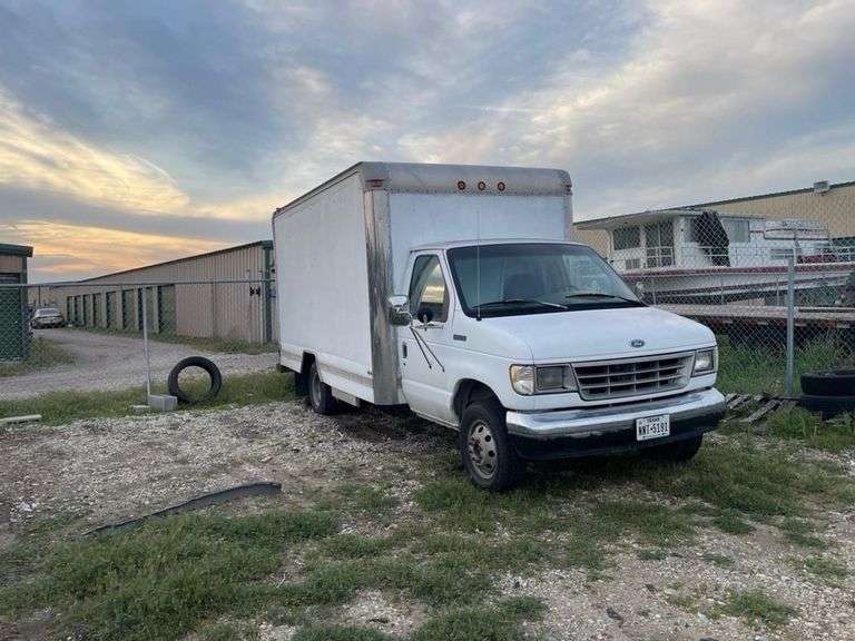 1994 FORD  E-350