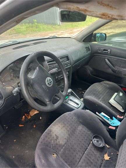 2002 VOLKSWAGEN  JETTA