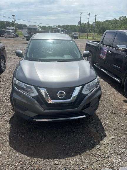 2017 NISSAN  ROGUE