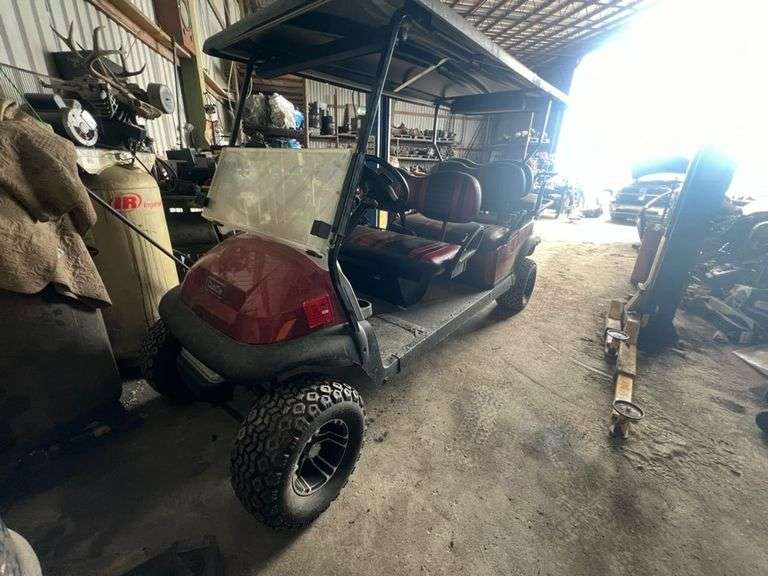 2018 CLUB  GOLF CART