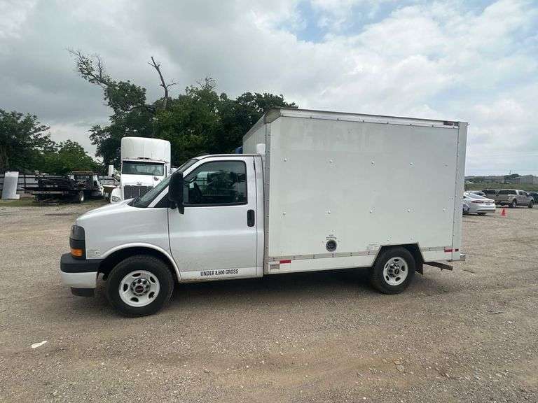 2021 GMC  SAVANA