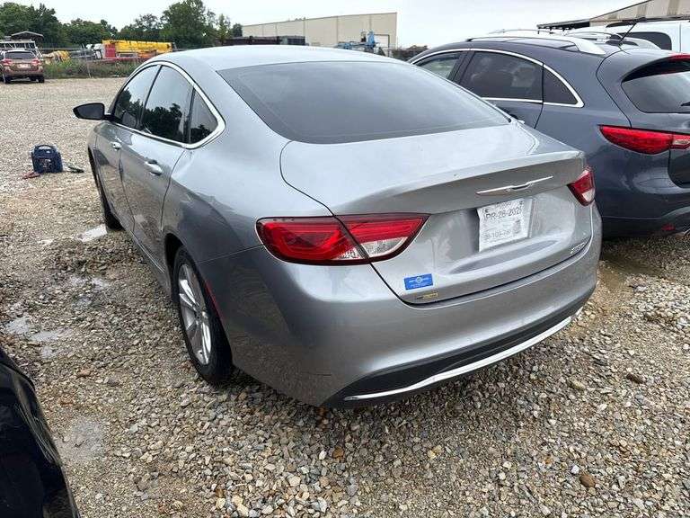 2015 CHRYSLER  200