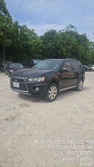 2011 MITSUBISHI  OUTLANDER