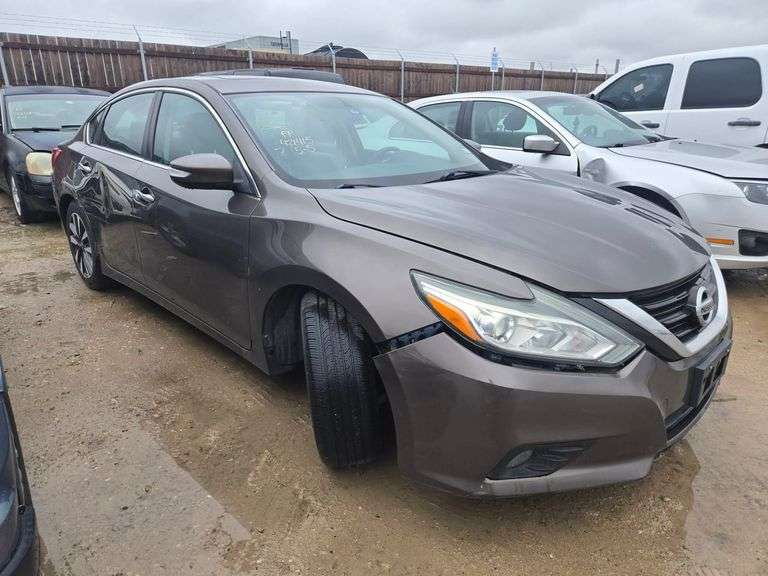 2017 NISSAN  ALTIMA