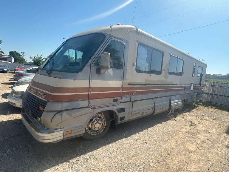 1988 CHEVROLET P - SERIES