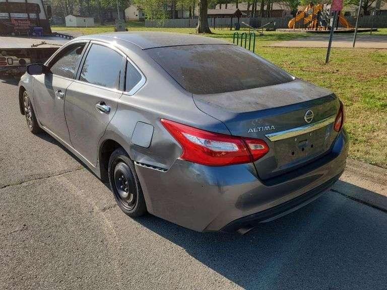2017 NISSAN  ALTIMA