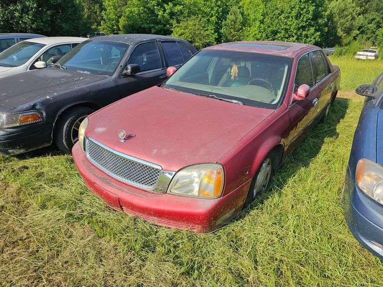 2002 CADILLAC  DEVILLE