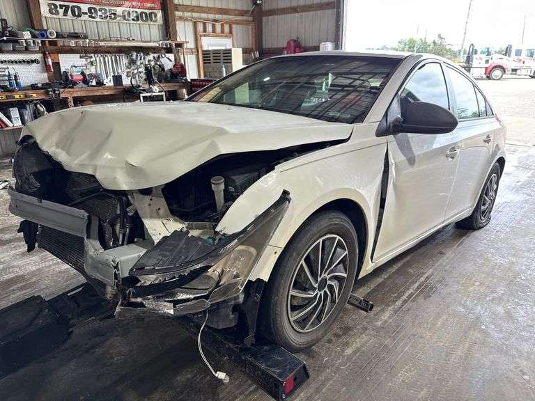 2013 CHEVROLET  CRUZE