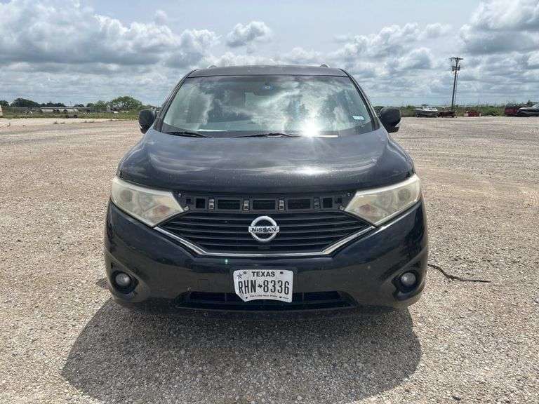2011 NISSAN QUEST