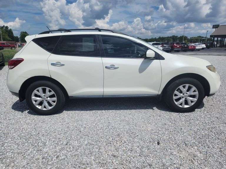 2011 NISSAN  MURANO